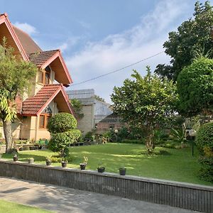 Villa Nuansa Alam